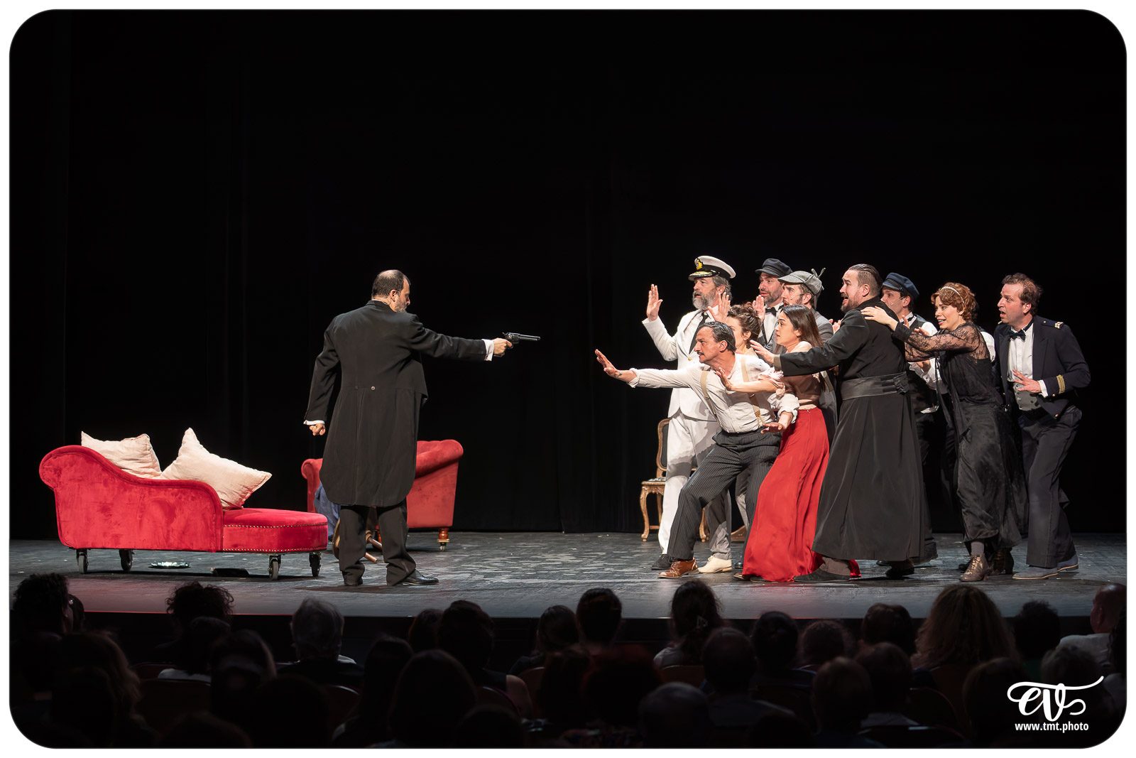 TITANIC (LES MOUTONS NOIRS)